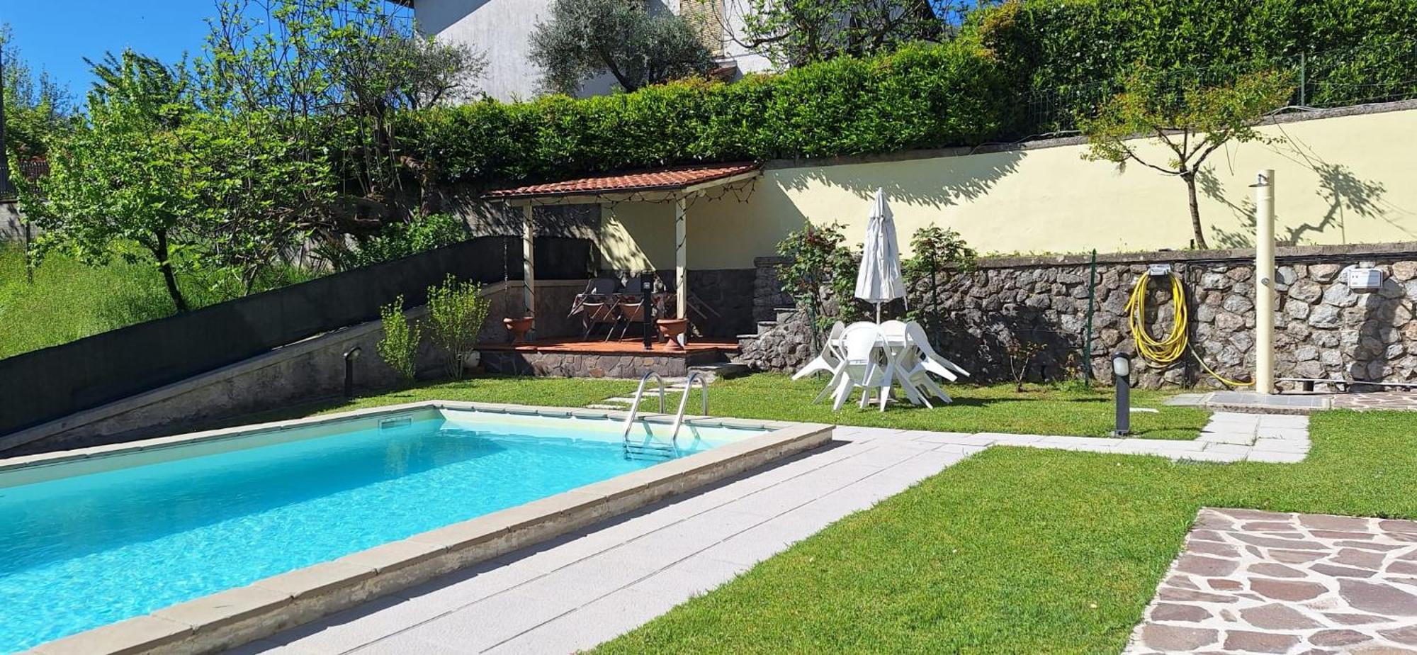 B&B Da Franca Camporgiano ภายนอก รูปภาพ