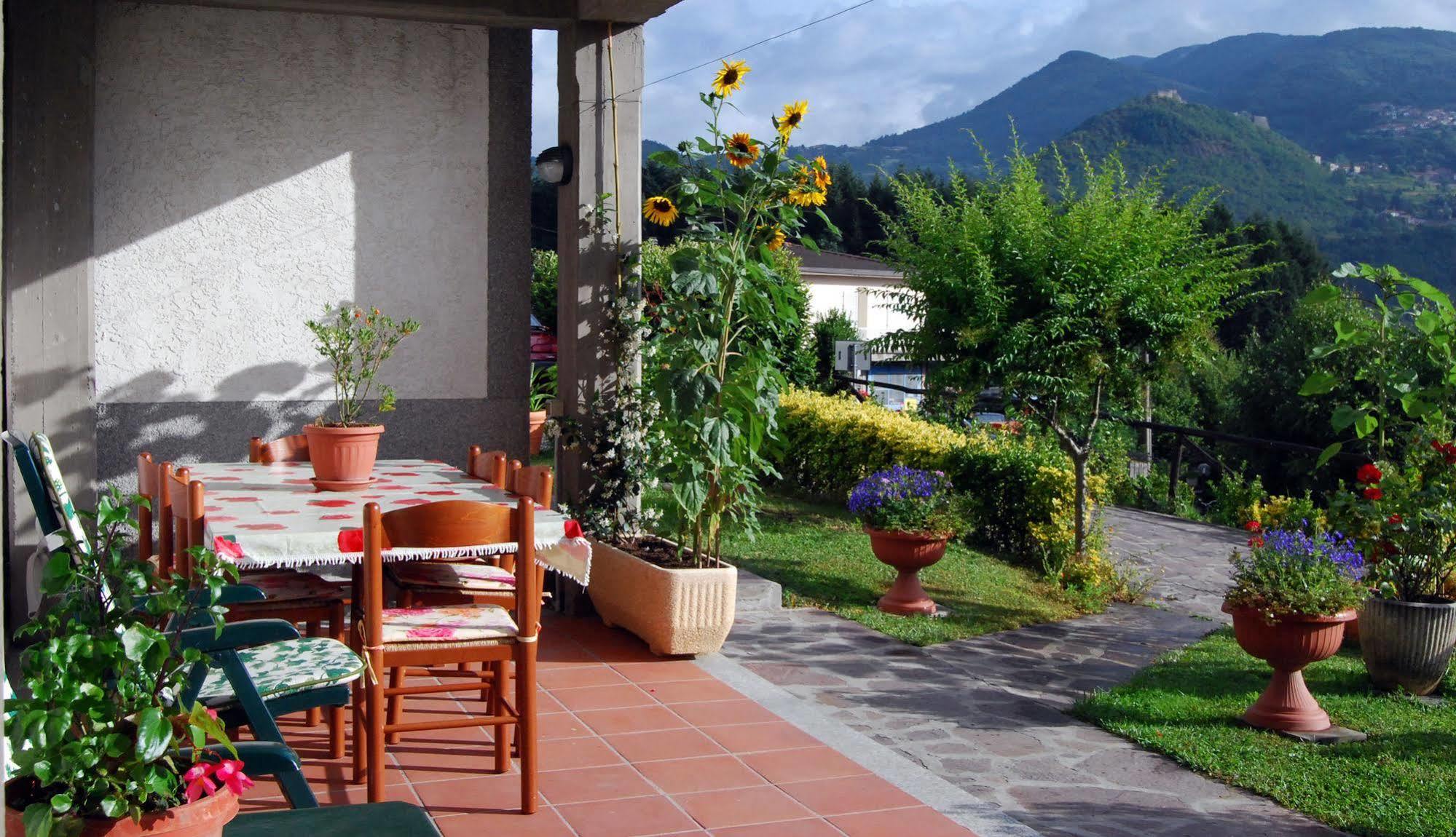 B&B Da Franca Camporgiano ภายนอก รูปภาพ